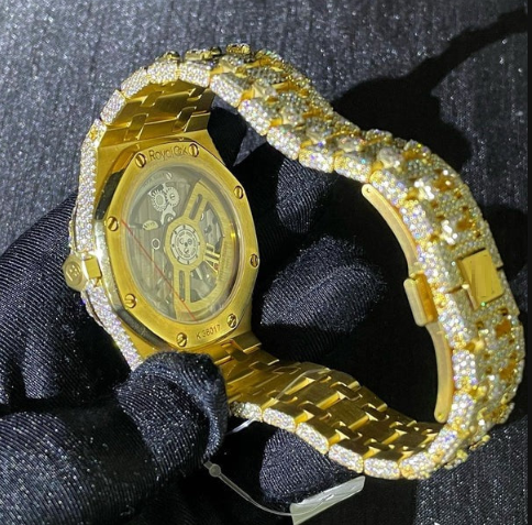 IC Classic Vertical Dial VVS Moissanite Stainless Steel Watch Hip Hop Bust Down Iced Out Watch Personalized Custom Watch  IC_AP1069